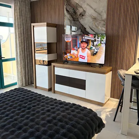 Berlin Golden 327 Золоті Піски
